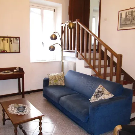 Сasa de vacaciones Casa Vacanze Gargnano